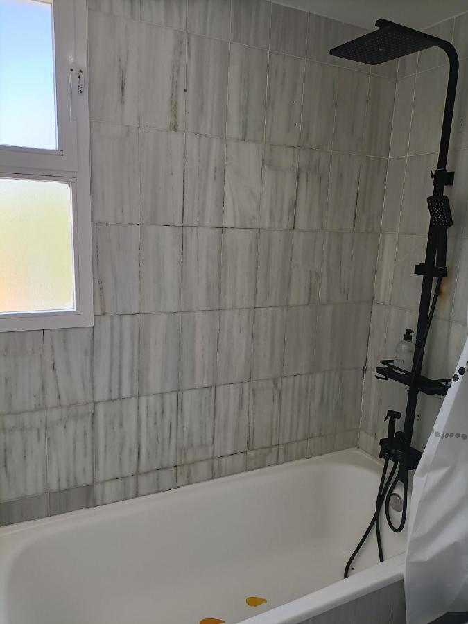 Suites Center Recinto Ferial Fuengirola Ngoại thất bức ảnh