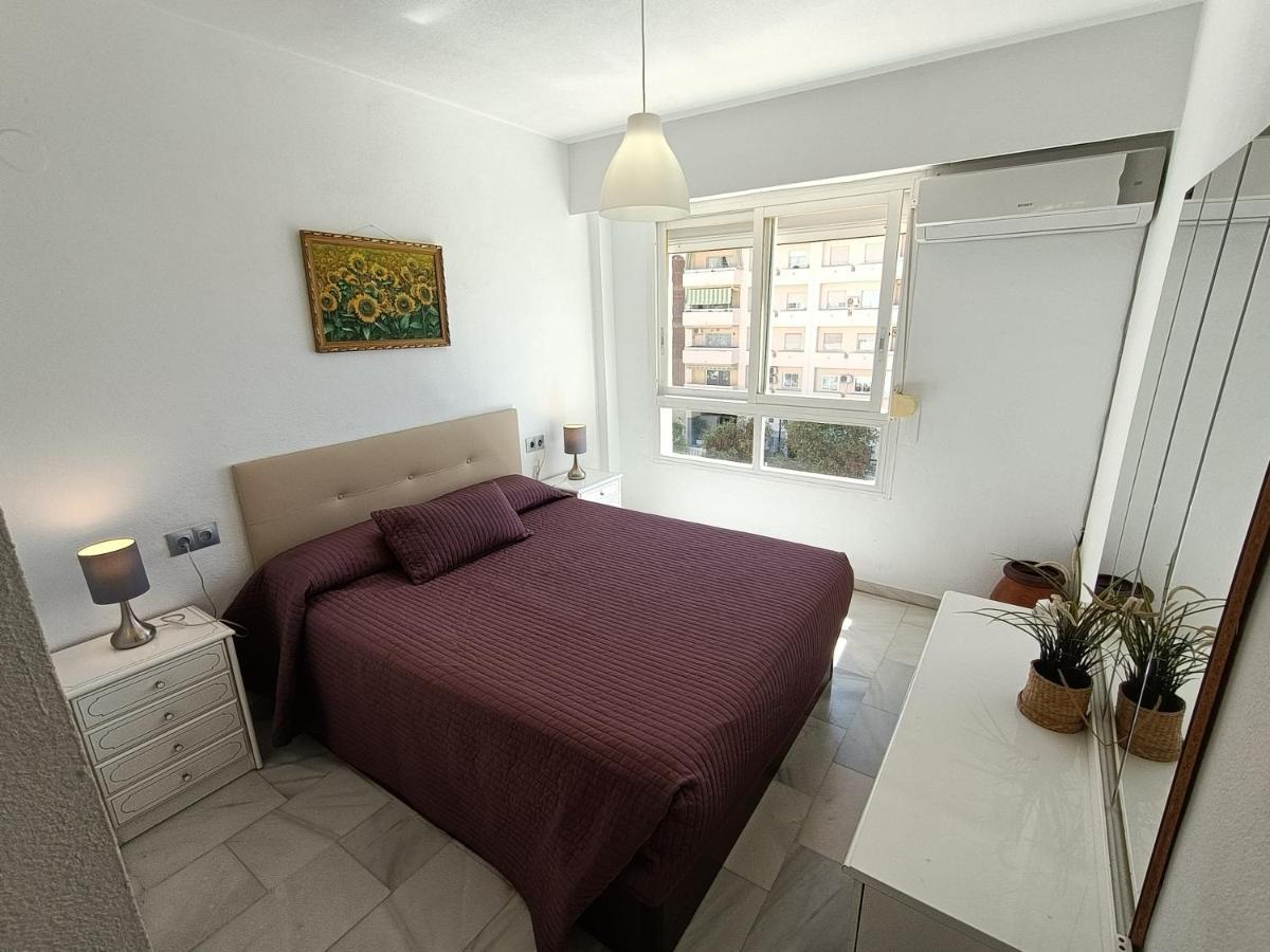 Suites Center Recinto Ferial Fuengirola Ngoại thất bức ảnh