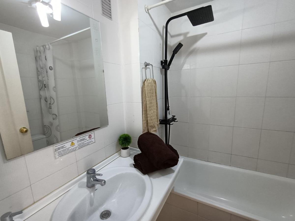 Suites Center Recinto Ferial Fuengirola Ngoại thất bức ảnh