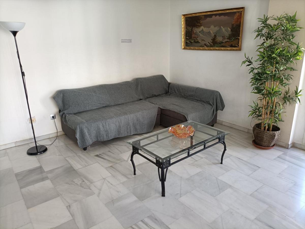 Suites Center Recinto Ferial Fuengirola Ngoại thất bức ảnh